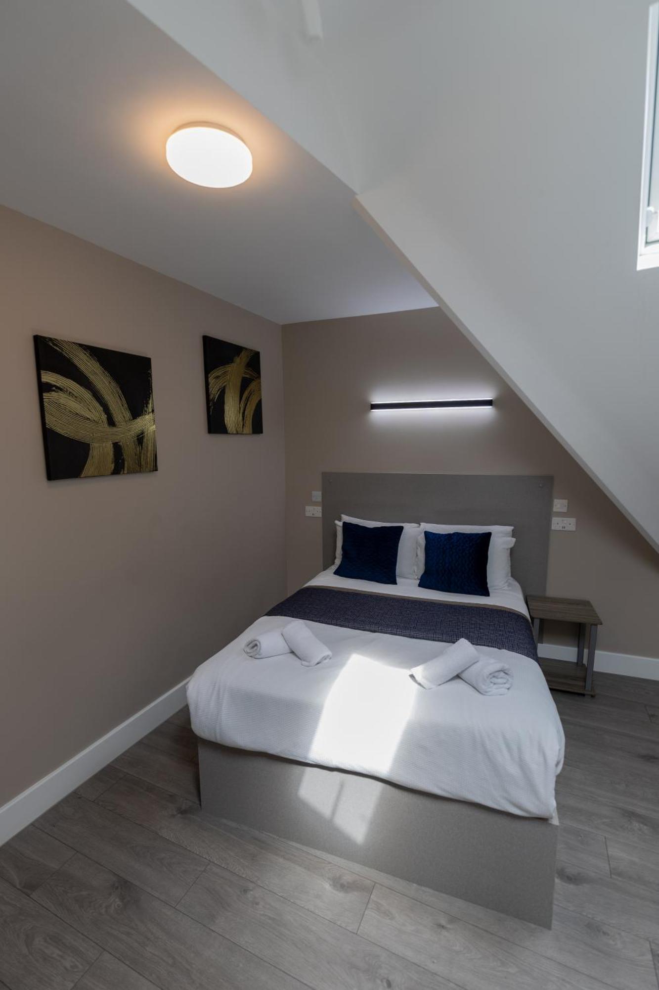 Paragraph Palmers Green Exterior photo
